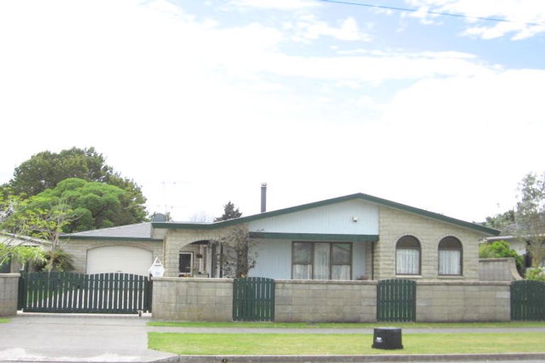Photo of property in 53 Anzac Street, Gisborne, 4010