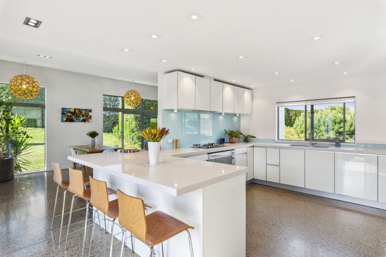 Photo of property in 19 Paetawa Road, Peka Peka, Waikanae, 5391