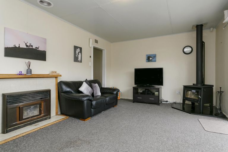 Photo of property in 11 Maire Street, Wairakei, Taupo, 3332