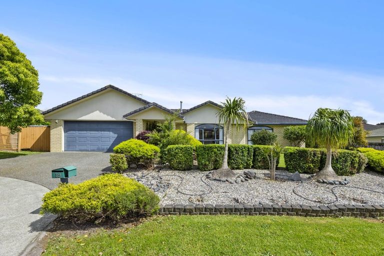 Photo of property in 19 Reybert Place, Massey, Auckland, 0614
