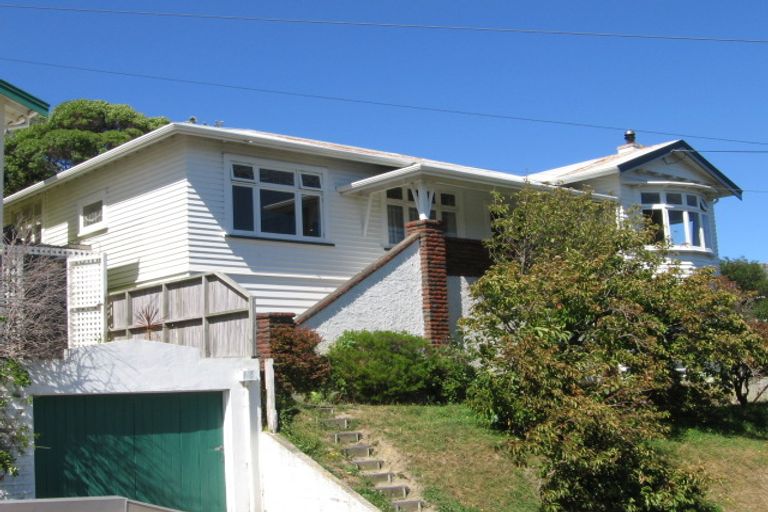 Photo of property in 111 Volga Street, Island Bay, Wellington, 6023