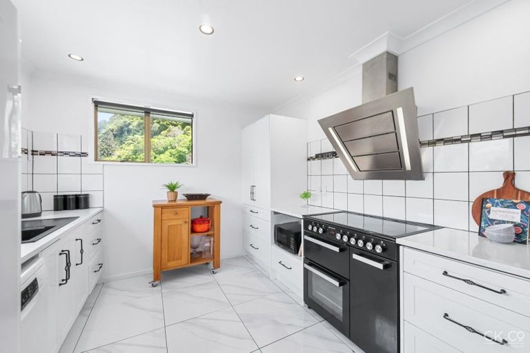 Photo of property in 67 Bridge Road, Birchville, Upper Hutt, 5018