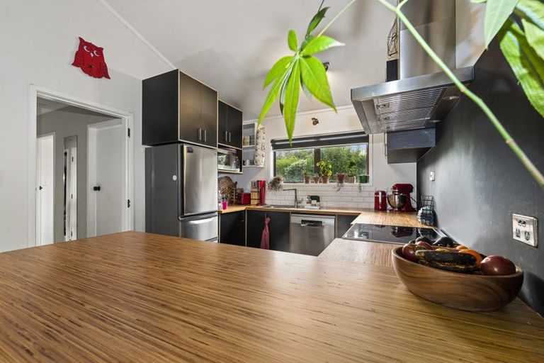 Photo of property in 16 Milton Grove, Owhata, Rotorua, 3010