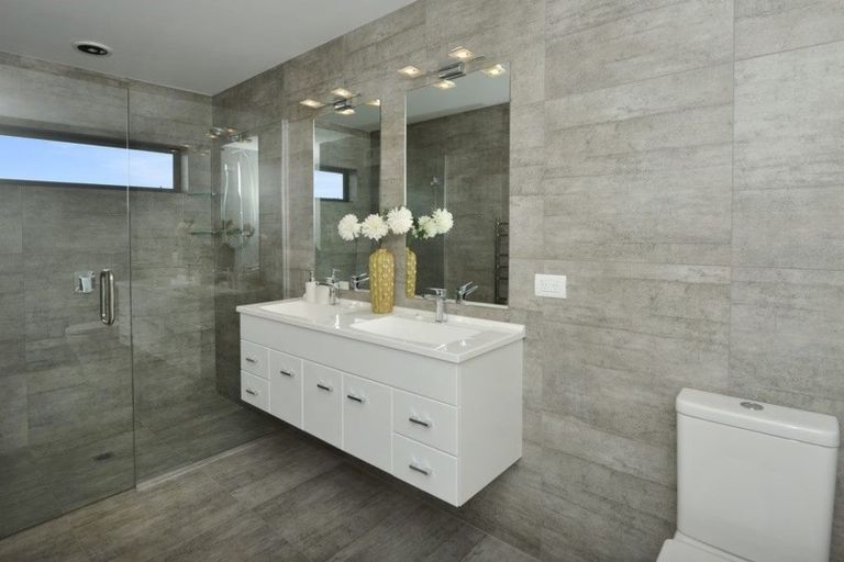 Photo of property in 59 Stace Hopper Drive, One Tree Point, 0118