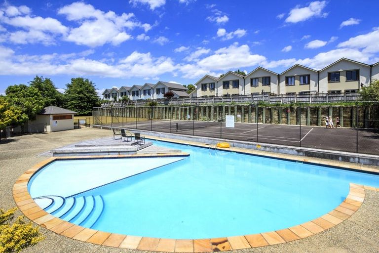 Photo of property in 3/11 The Avenue, Albany, Auckland, 0632