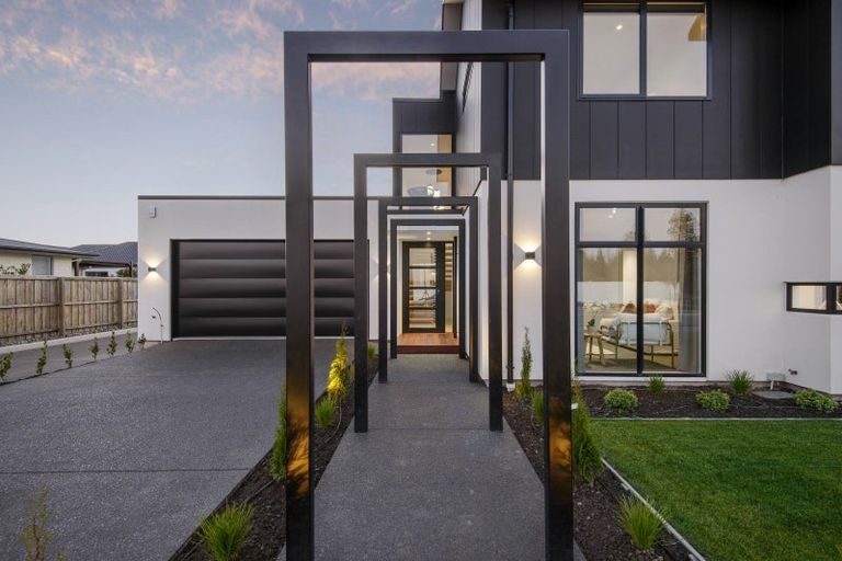 Photo of property in 23 Tulett Park Drive, Casebrook, Christchurch, 8051