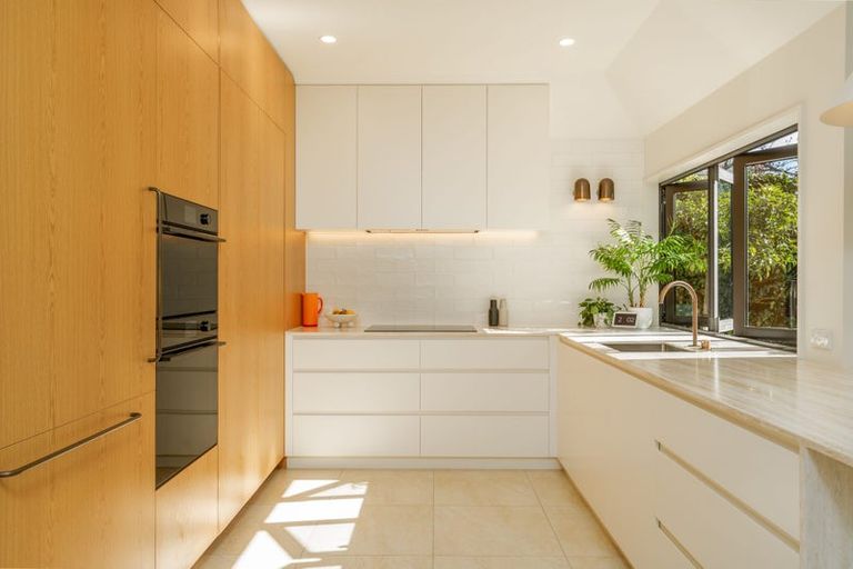 Photo of property in 119 Jeffreys Road, Strowan, Christchurch, 8052