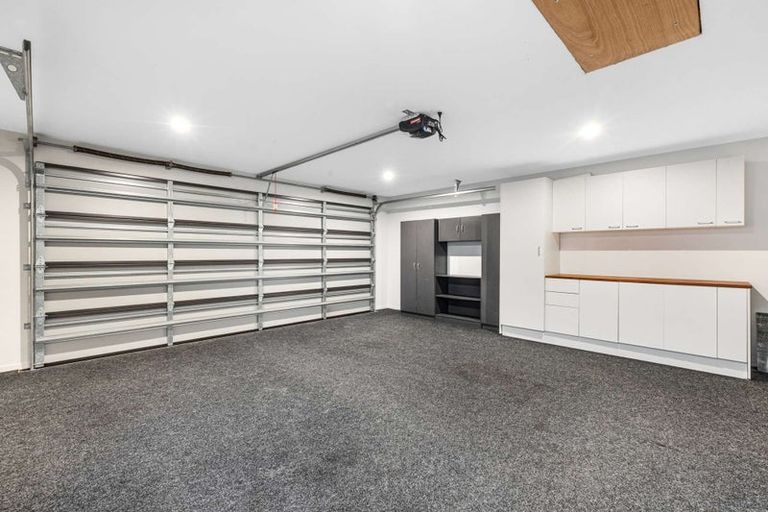 Photo of property in 9 Rehua Place, Waiwhakaiho, New Plymouth, 4312