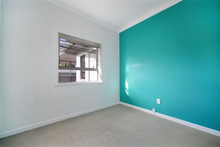 Photo of property in 56 Landscape Road, Papatoetoe, Auckland, 2025