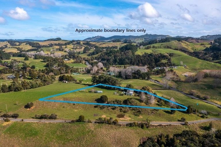 Photo of property in 6 Hawkens Road, Makarau, Warkworth, 0981