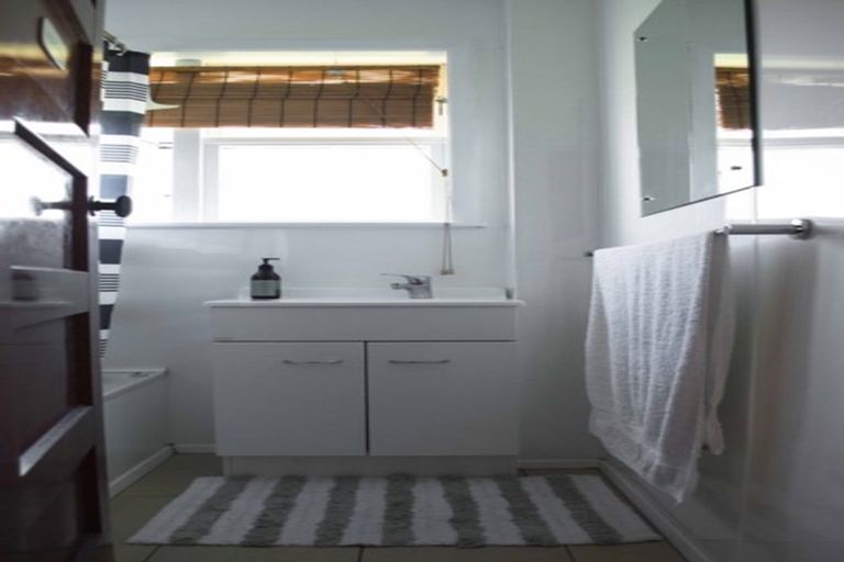 Photo of property in 41 Rangiora Avenue, Roslyn, Palmerston North, 4414