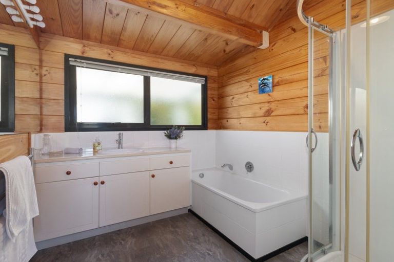 Photo of property in 438 Pinnacle Hill Road, Mangatawhiri, Bombay, 2675