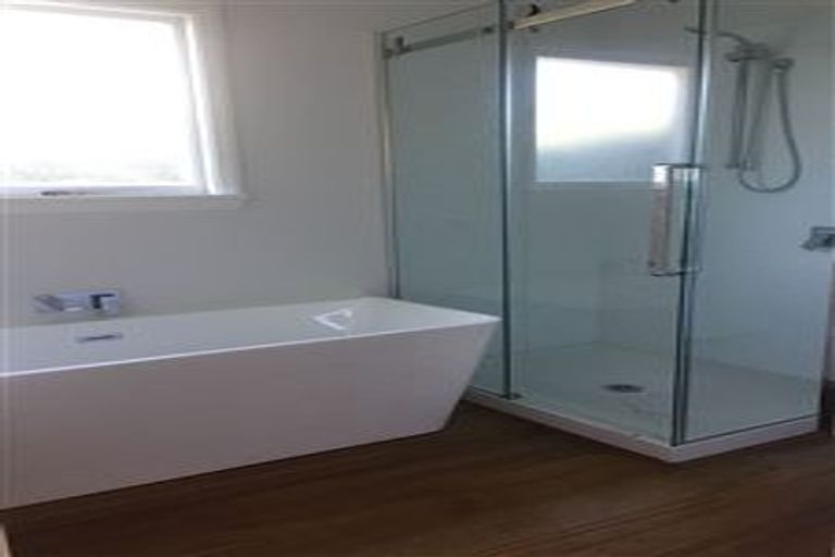 Photo of property in 111 Avonhead Road, Avonhead, Christchurch, 8042