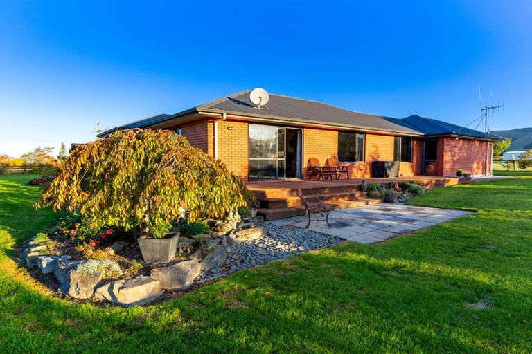Photo of property in 11 Hunts Road, Waimate, 7978
