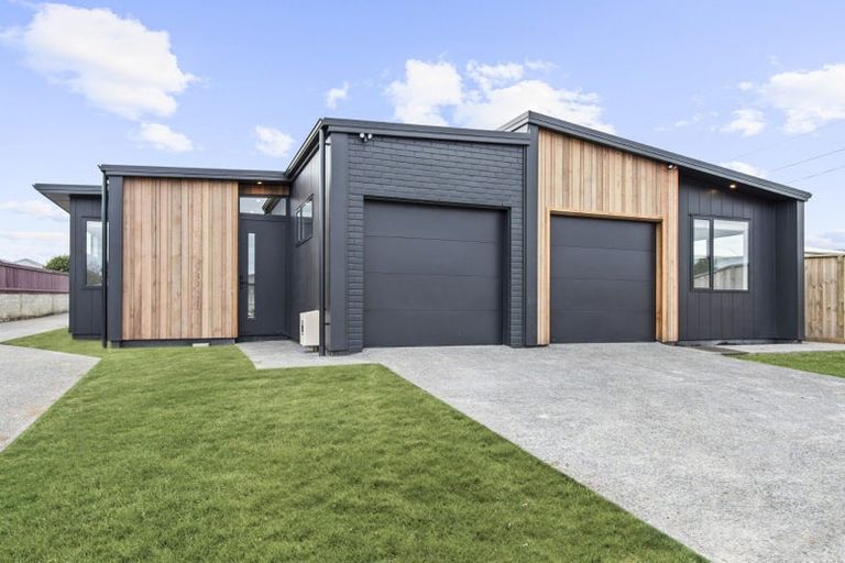 Photo of property in 1/11 Kingsley Street, Saint Andrews, Hamilton, 3200