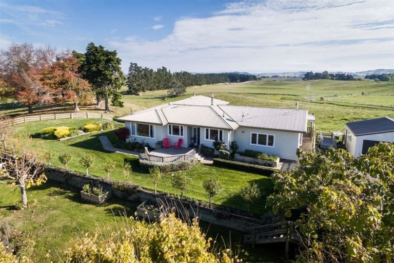 Photo of property in 295 Kawera Road, Pukehamoamoa, Hastings, 4179