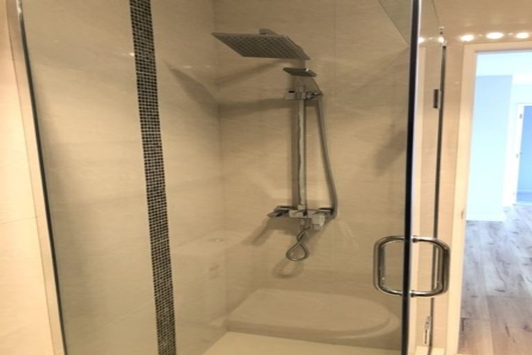 Photo of property in 157 Tiriwa Drive, Massey, Auckland, 0614