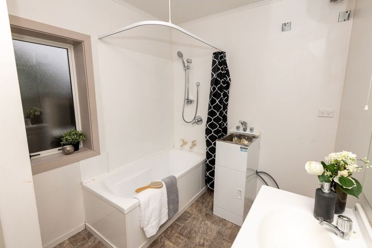 Photo of property in 102 Middle Road, Allenton, Ashburton, 7700