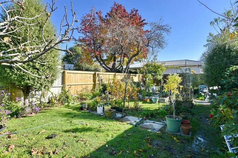 Photo of property in 113 Hawford Road, Opawa, Christchurch, 8023