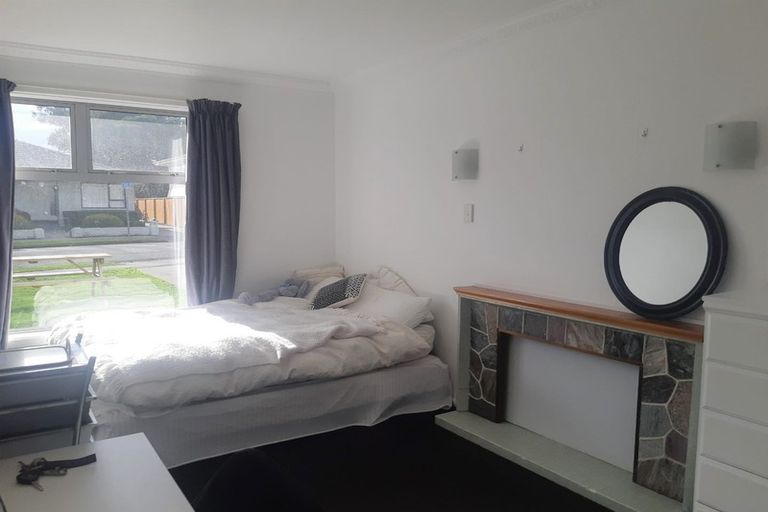 Photo of property in 2/2 Farnham Place, Ilam, Christchurch, 8041