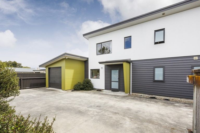 Photo of property in 333c Featherston Street, Palmerston North, 4414