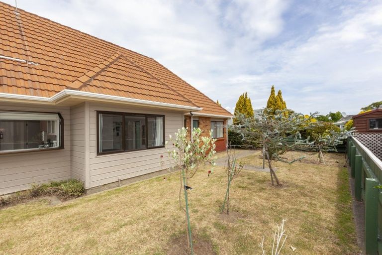 Photo of property in 113 Hillcrest Road, Raumati Beach, Paraparaumu, 5032