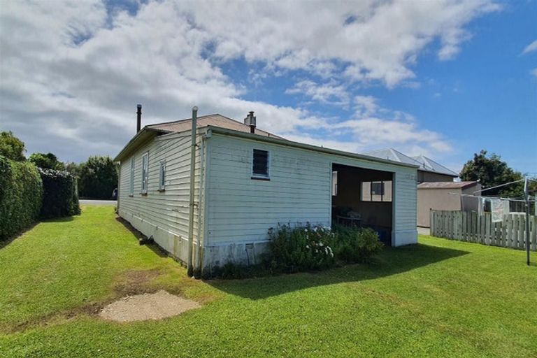 Photo of property in 59 Rhodes Street, Waimate, 7924