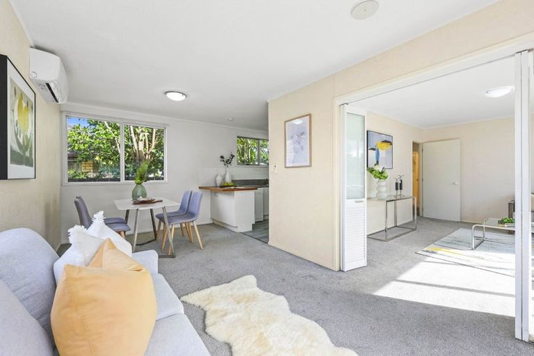 Photo of property in 9 Dianne Louise Drive, Half Moon Bay, Auckland, 2012