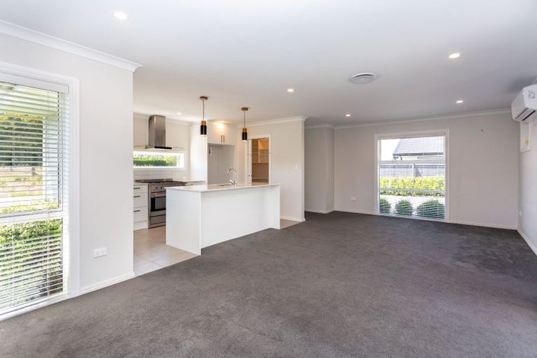 Photo of property in 110 Petries Road, Woodend, 7610