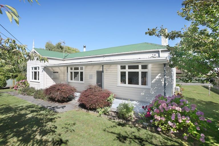 Photo of property in 12 High Street, Bulls, 4818