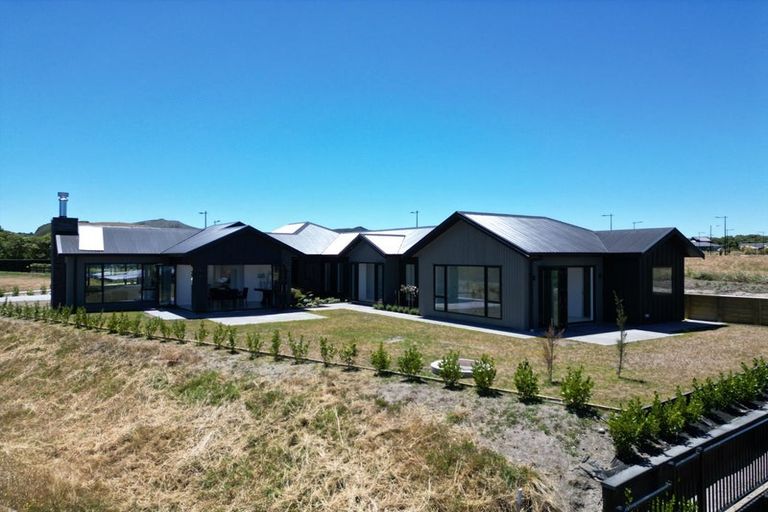 Photo of property in 47 Seven Oaks Drive, Kinloch, Taupo, 3377