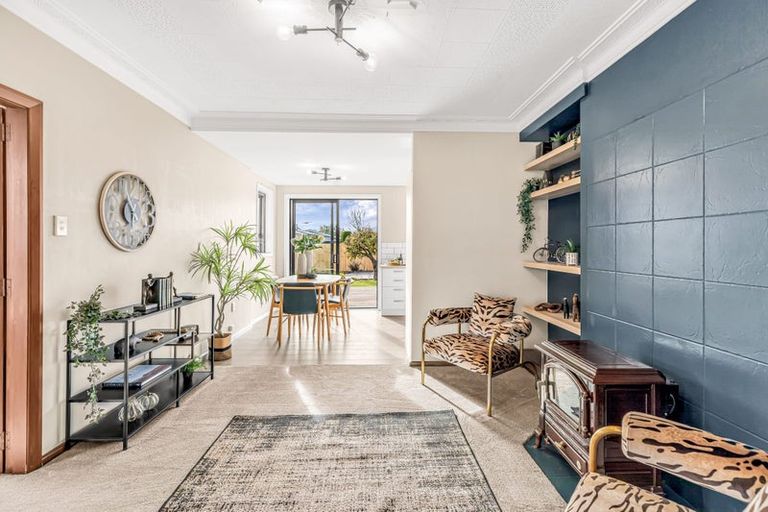 Photo of property in 37 Colwyn Street, Bryndwr, Christchurch, 8053