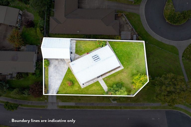 Photo of property in 1 Augustus Earle Place, Pukehangi, Rotorua, 3015