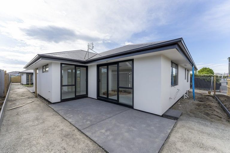 Photo of property in 214a Bower Avenue, North New Brighton, Christchurch, 8083