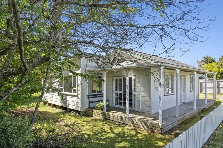 Photo of property in 104 Hamlet Street, Stratford, 4332