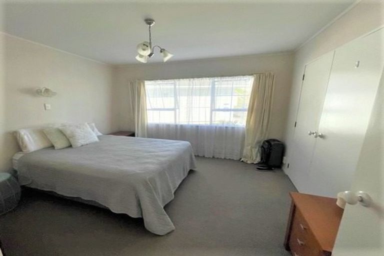 Photo of property in 2/67 Stredwick Drive, Torbay, Auckland, 0630