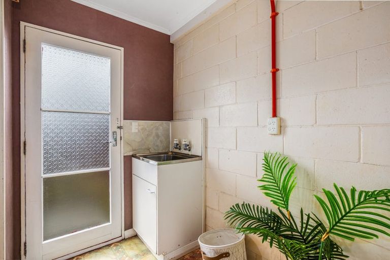 Photo of property in 5b Mclellan Street, Tawa, Wellington, 5028