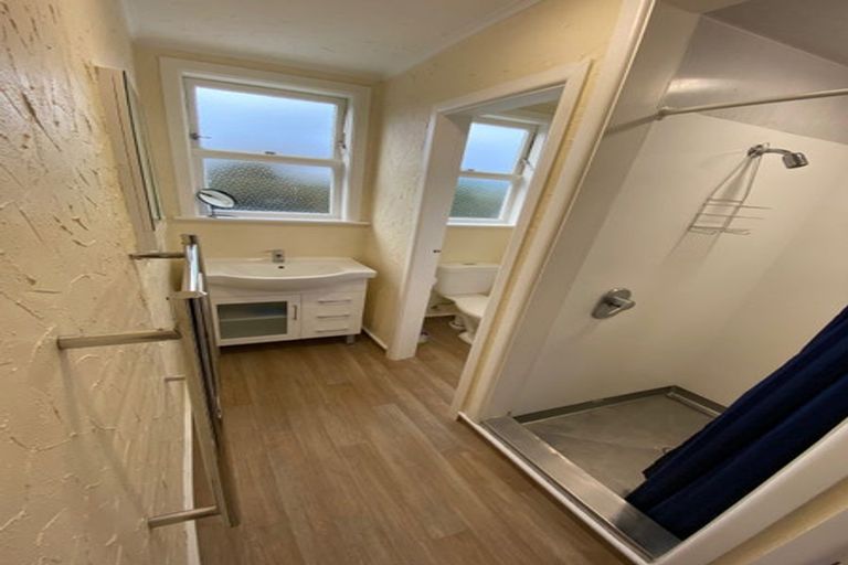 Photo of property in 327 Adelaide Road, Newtown, Wellington, 6021