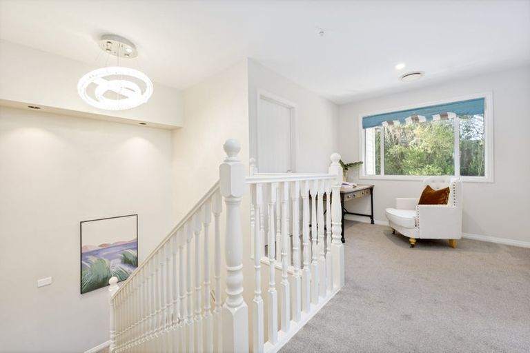 Photo of property in 5 Moko Lane, Greenhithe, Auckland, 0632