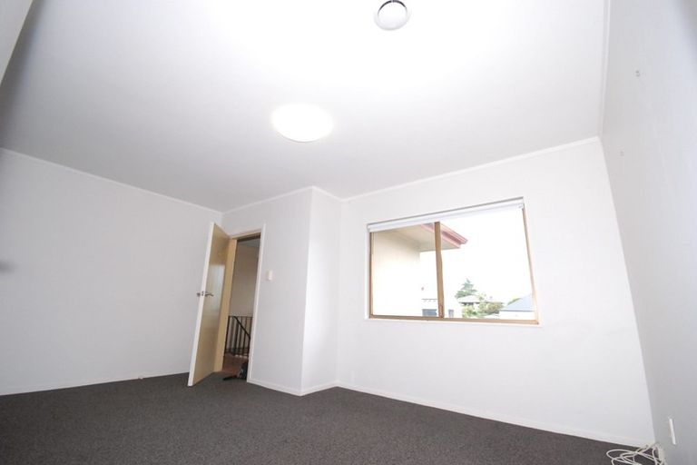 Photo of property in 1d/88 Aroha Avenue, Sandringham, Auckland, 1025