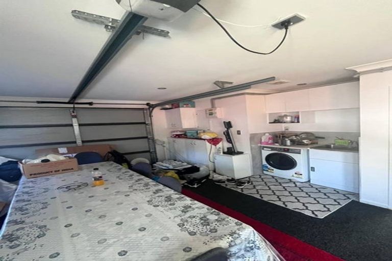 Photo of property in 160a Browns Road, Manurewa, Auckland, 2102