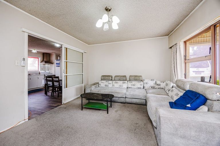 Photo of property in 2/8 Allenby Road, Papatoetoe, Auckland, 2025