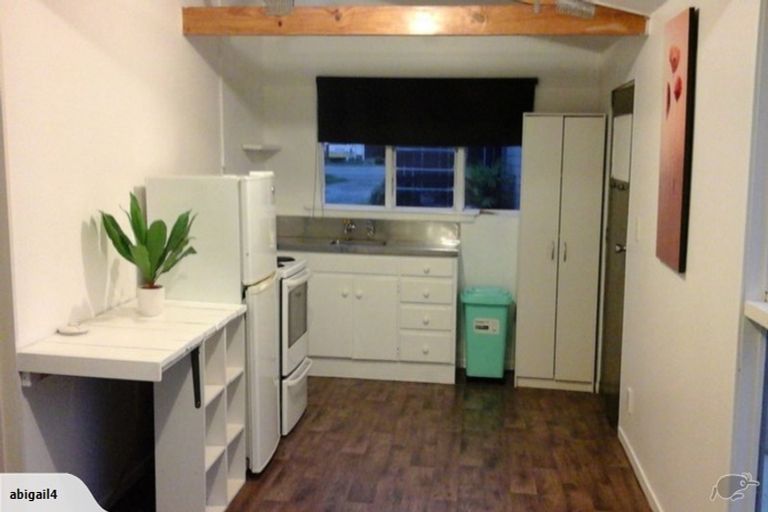 Photo of property in 124 Main Road North, Woodend, 7610