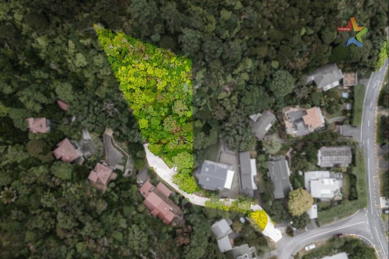 Photo of property in 8f Tawa Street, Eastbourne, Lower Hutt, 5013