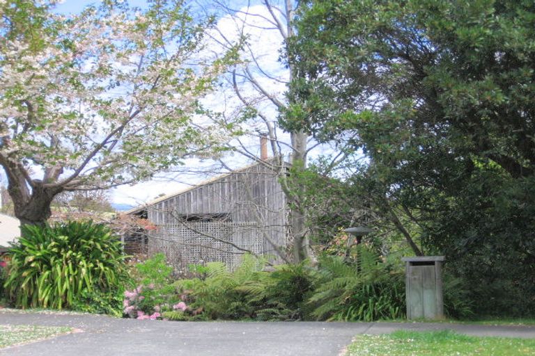 Photo of property in 63 Chesham Avenue, Waipahihi, Taupo, 3330
