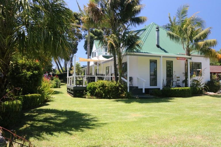 Photo of property in 11 Ohiwa Parade, Ohope, 3121