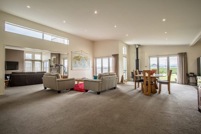 Photo of property in 24 Acheron Way, Te Anau, 9600