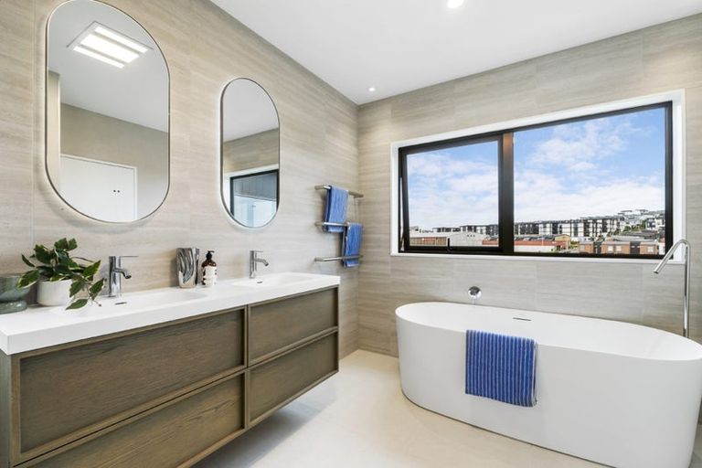 Photo of property in 29 Streamview Way, Long Bay, Auckland, 0630