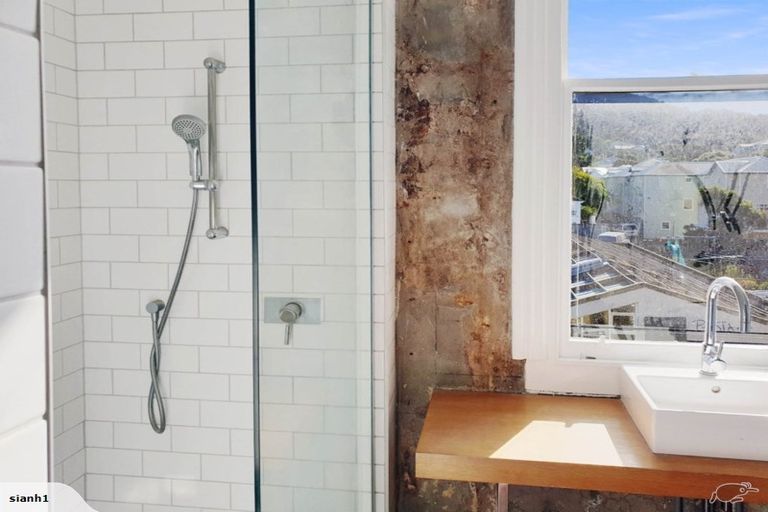 Photo of property in 3/126 Riddiford Street, Newtown, Wellington, 6021