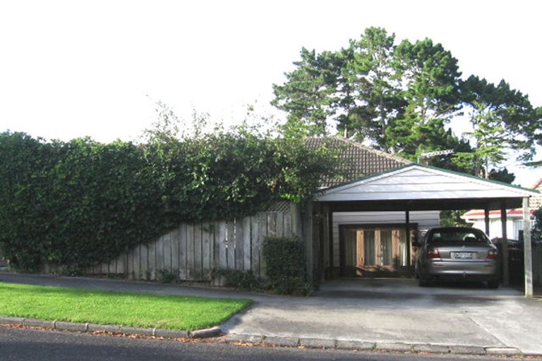 Photo of property in 9 Appleyard Crescent, Meadowbank, Auckland, 1072